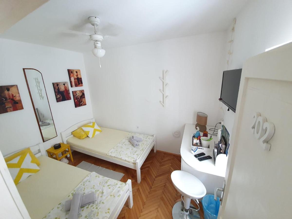 Room With Shared Bathroom House Gorica 希贝尼克 外观 照片